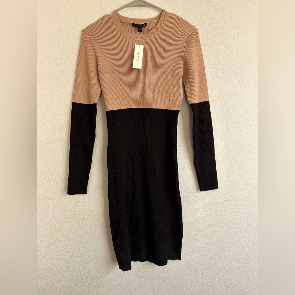 NWT bodycon above the knee two tone sweater dress